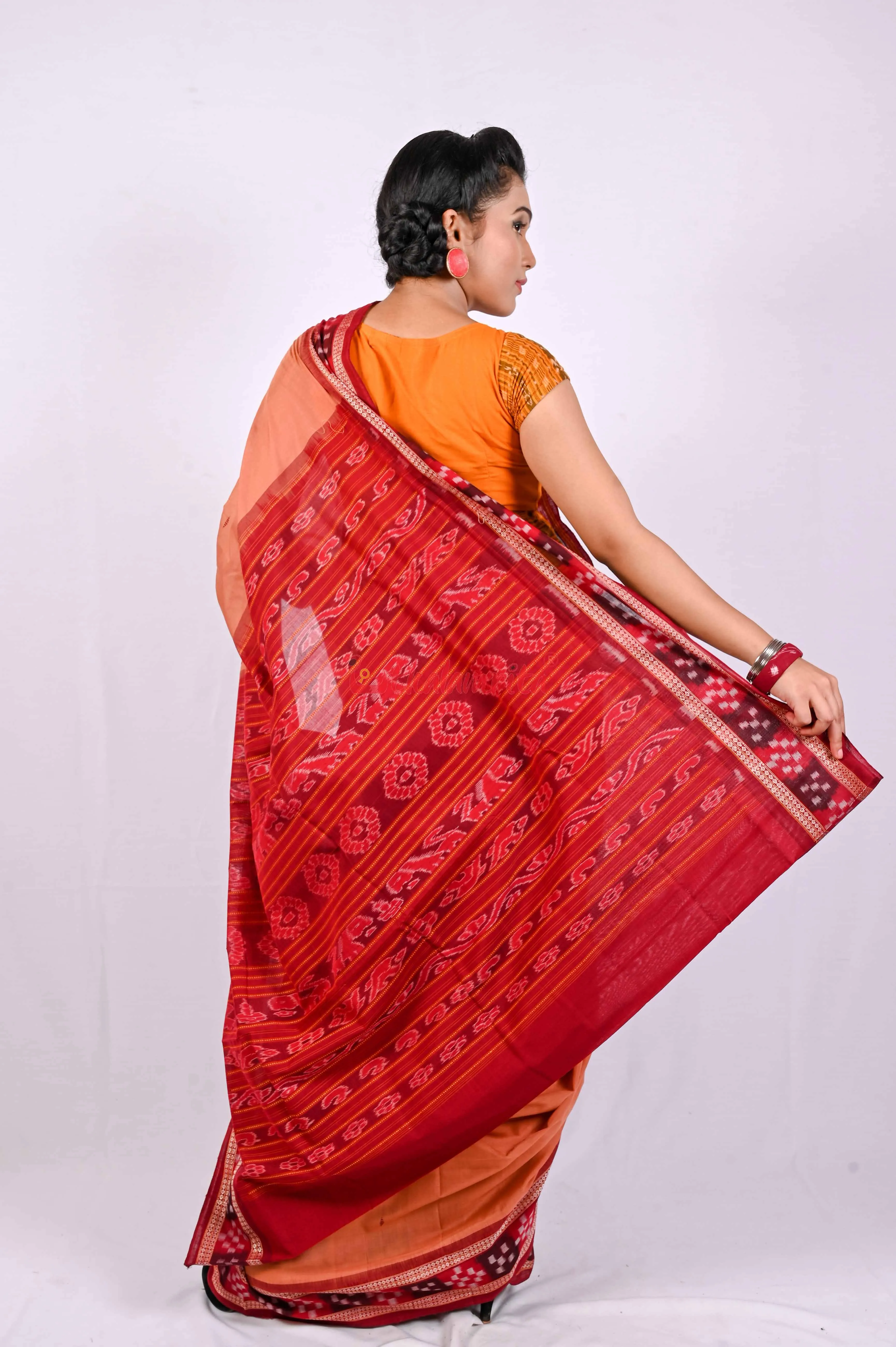 Badami Dhadi Sakta Saree
