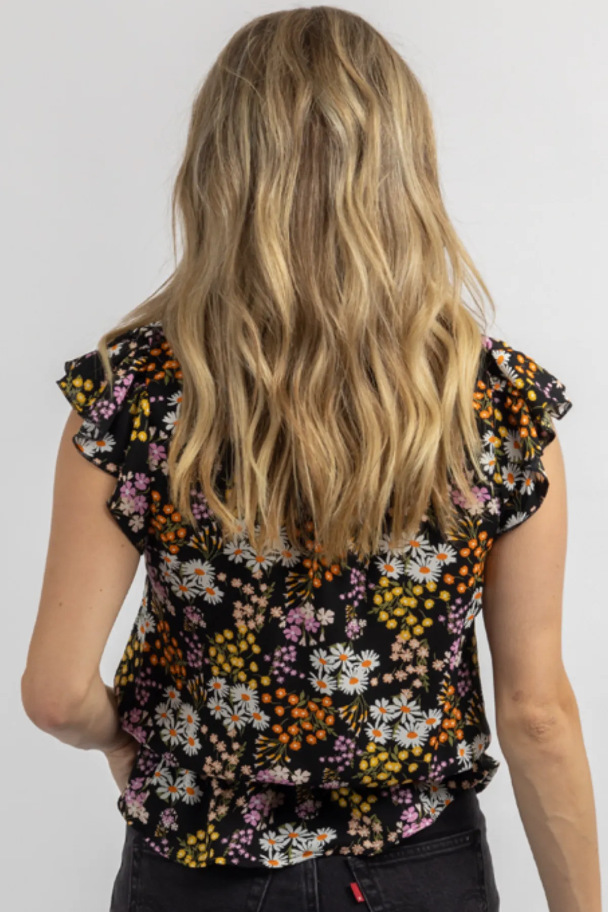 LYLAH FLORAL RUFFLED SLEEVE BLOUSE