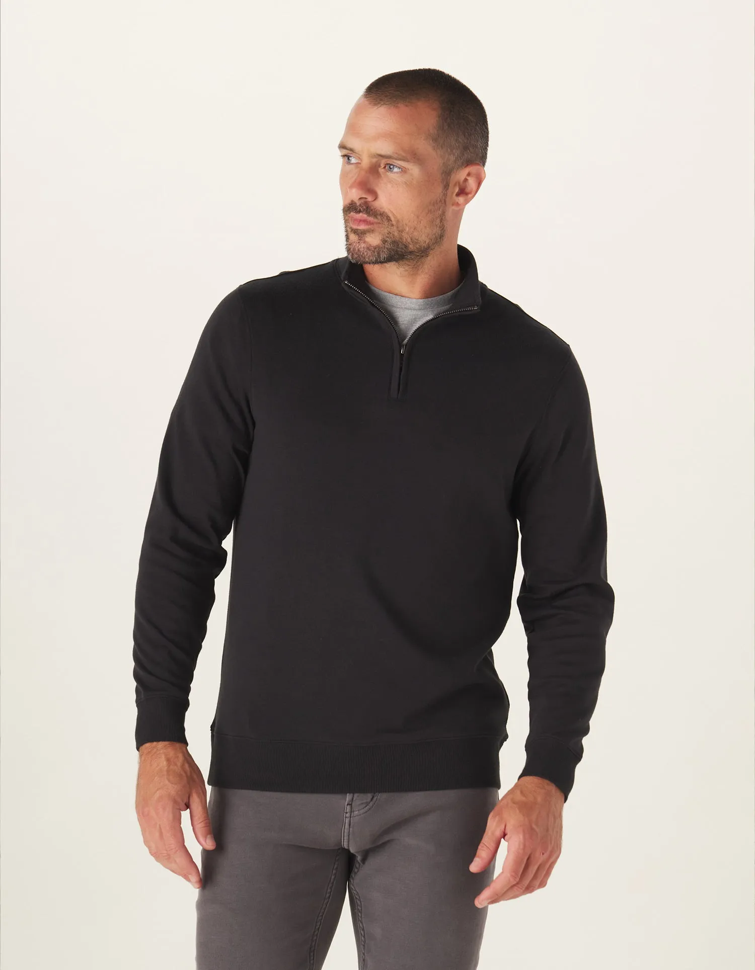 Puremeso Weekend Quarter Zip in Black