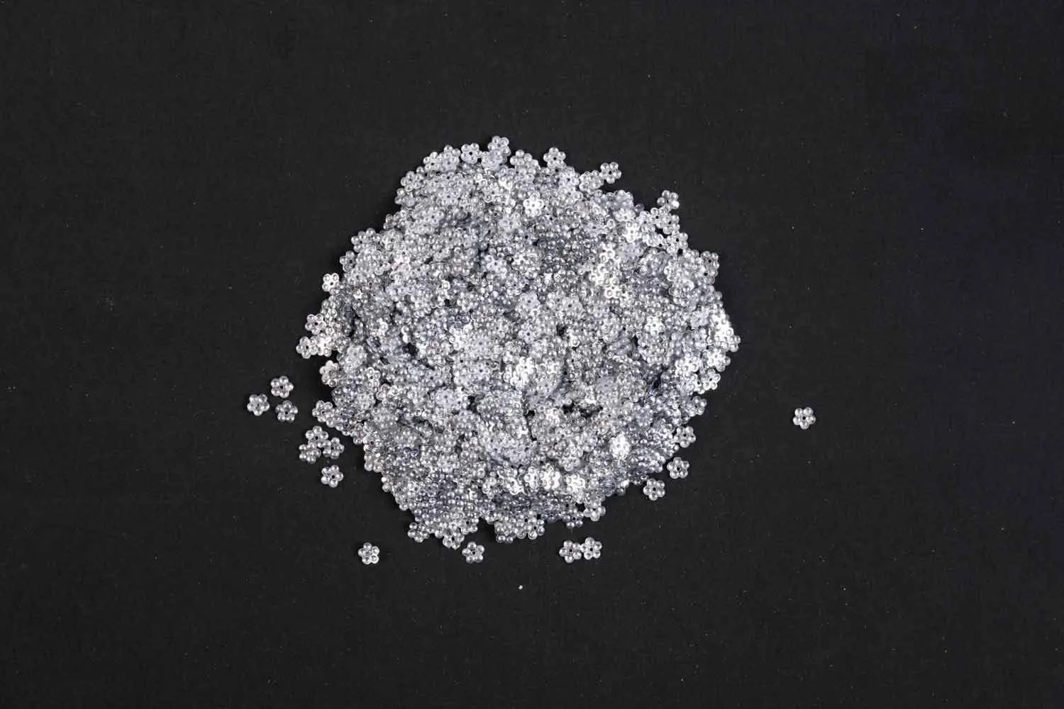 Silver Flower Plastic Sequins/Sitara(Wholesale)