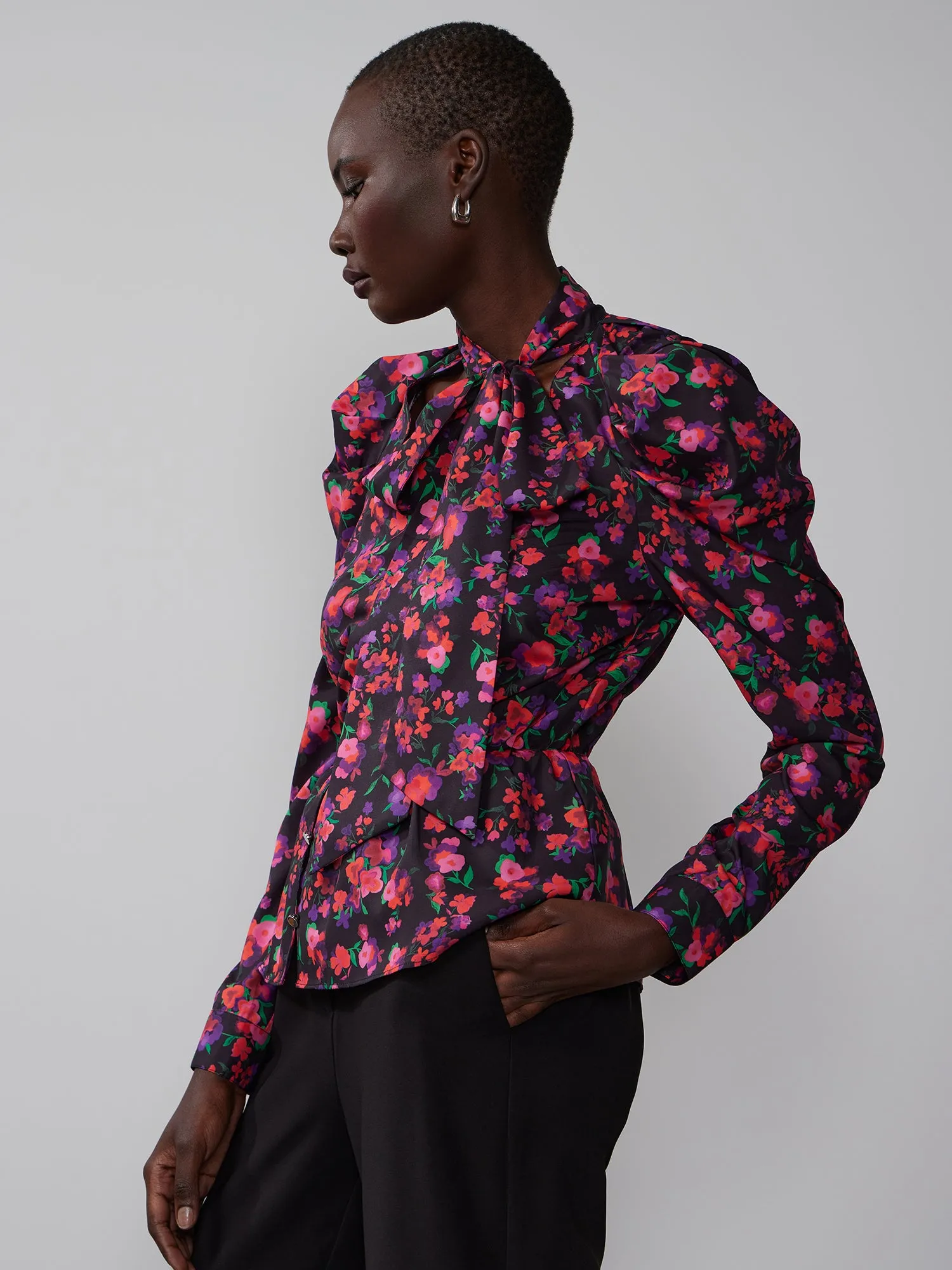 Tie Neck Puff Sleeve Floral Top