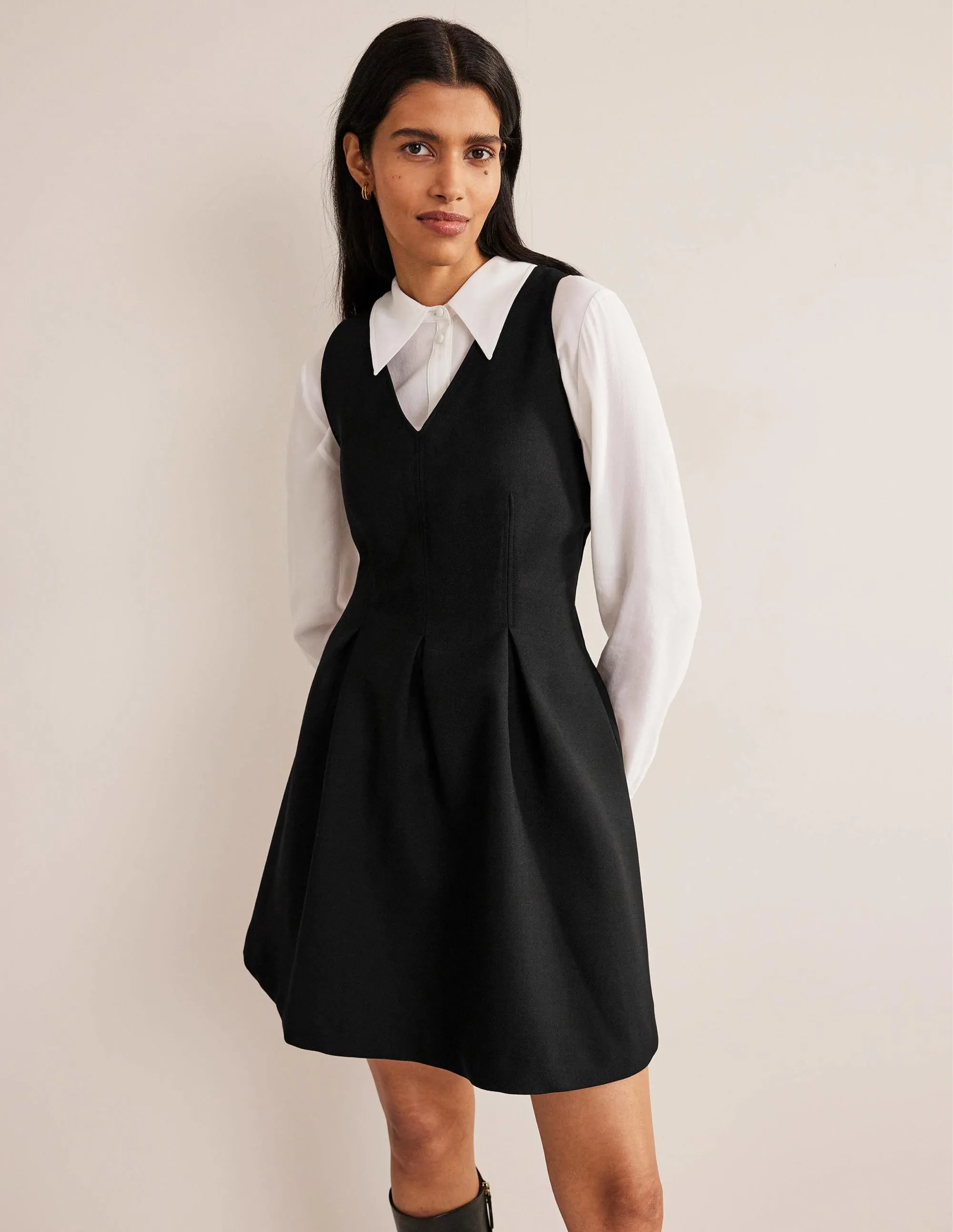 V-Neck Skater Mini Dress-Black