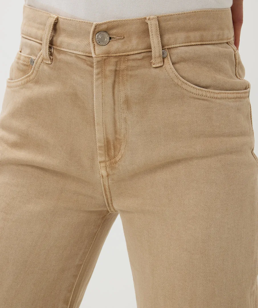 Wide Leg Washed Jeans