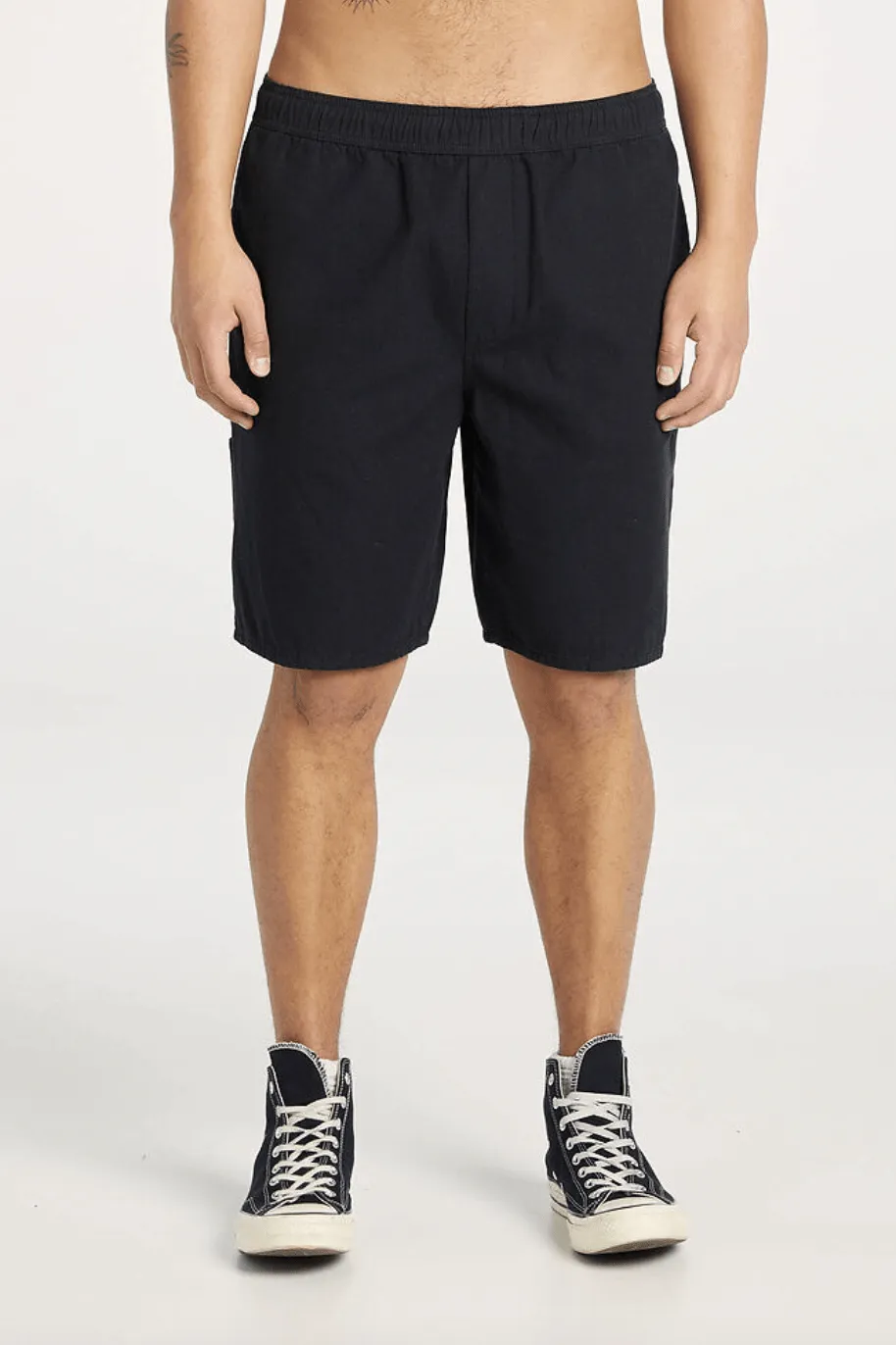 WRANGLER OLLIE RELAXED SHORT - BLACK OLIVE